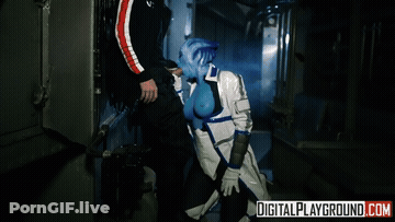 Alien Big Dick Big Tits Cosplay GIF