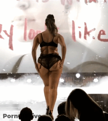 Ashley Graham's Chubby Curvy Ass: BBW Beauty Takes The Stage GIF