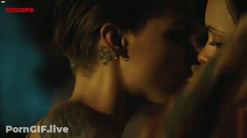 Christina Ricci & Ruby Rose - ‘Around The Block’ (2013) GIF