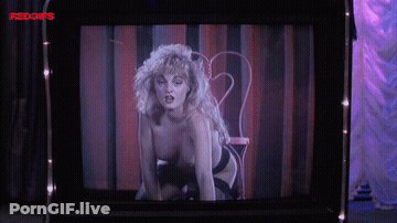 Heidi Lynne Staley - Leprechaun 3 (1995) GIF
