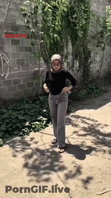 Hijab Nisia Yuanida GIF