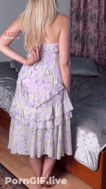 No One’s Going Hungry With This MILF In The Town GIF