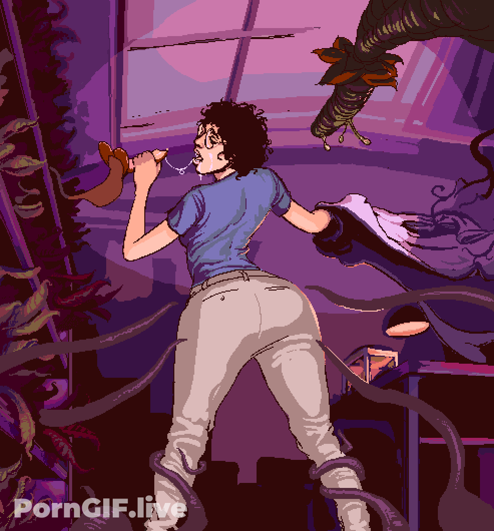 Wild Plant Ass With Glasses And Ripped Clothes GIF