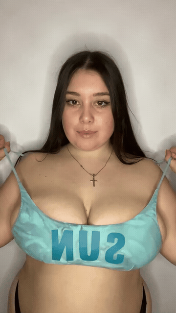Babe Big Tits Boobs GIF