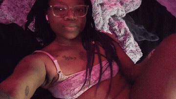 Fansly.com/beanmcqueen GIF
