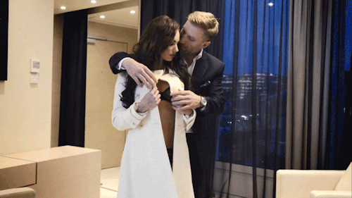 Hot Babe With Big Tits And Boobs GIF