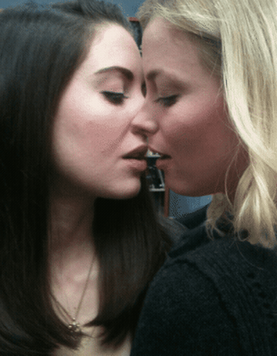 Alison Brie And Gillian Jacobs: A Celebrity Simulation GIF