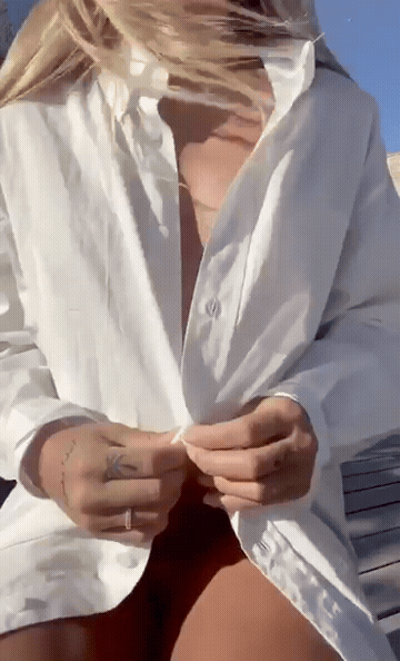 Big Ass Big Tits Blonde Bubble Butt GIF