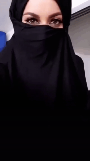Hijab Porn GIF