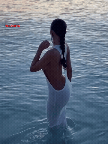 'Loves A Sunset Slay' - Ig June 2026 GIF