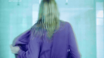 Sophie Turner GIF