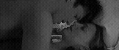 Stinging Spunky GIF