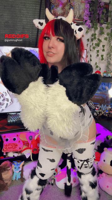 Who Knew Cows Got So Curvy GIF